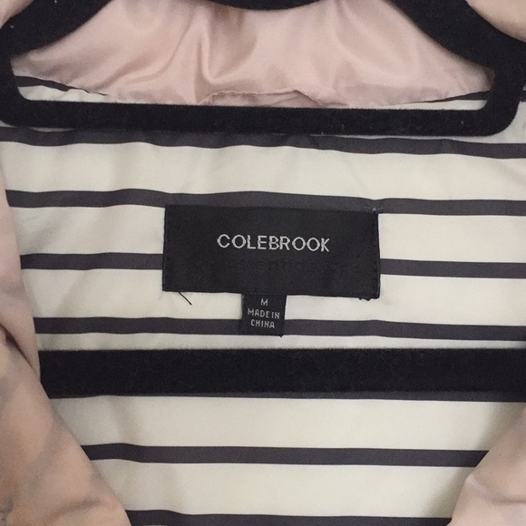 Adorable soft pink puffer jacket - Picture 2 of 4